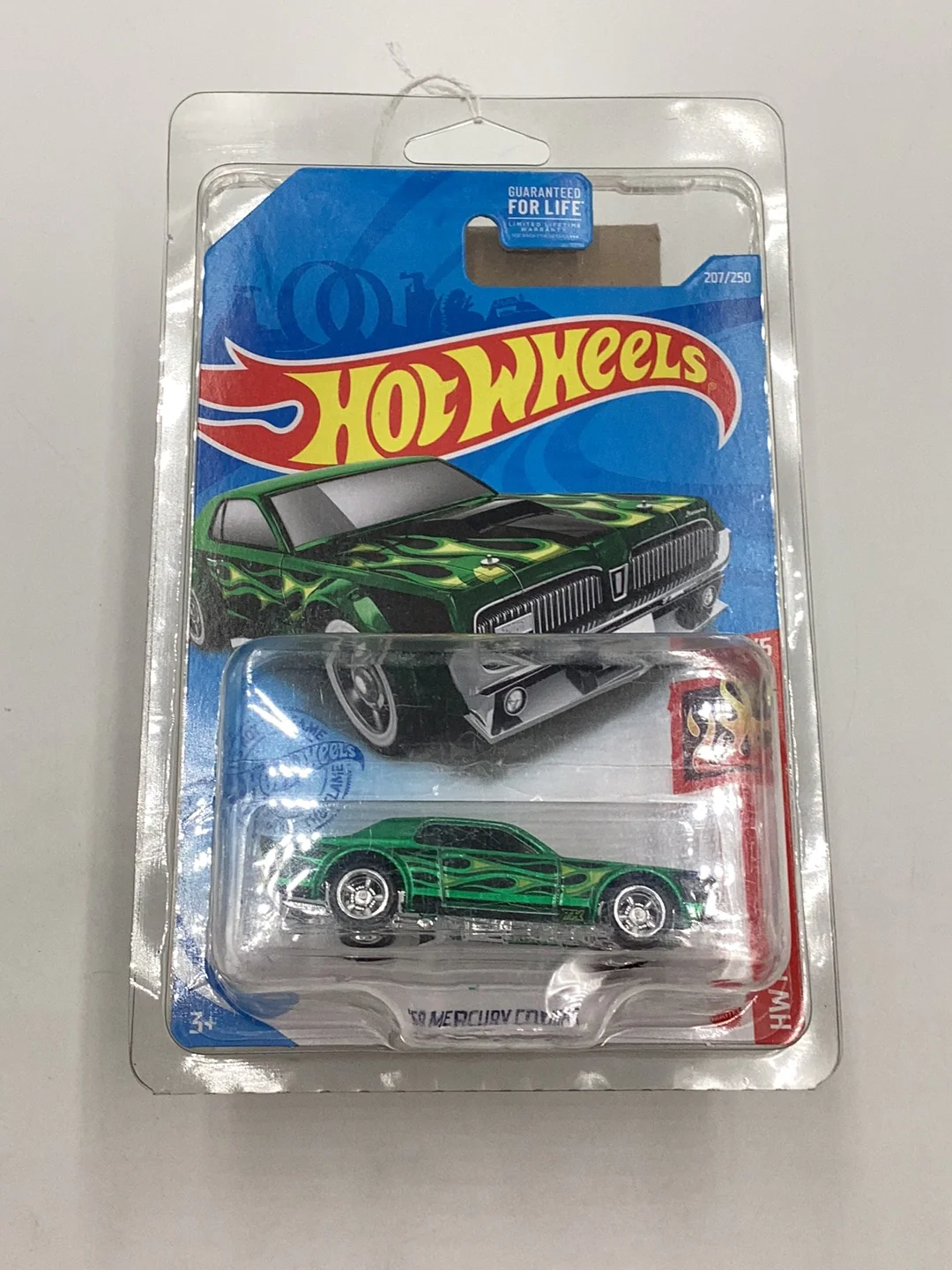2021 hot wheels super treasure hunt 68 Mercury Cougar W/Protector - Image 9