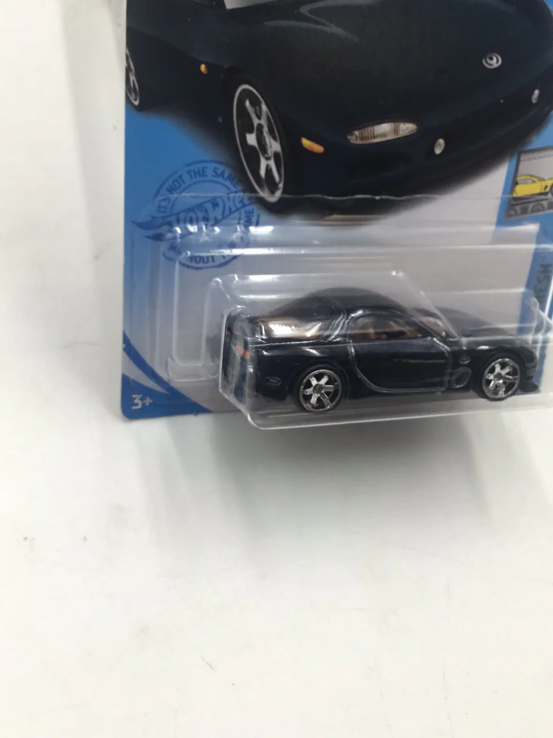 2021 hot wheels super treasure hunt 95 Mazda RX-7 W/Protector - Image 3