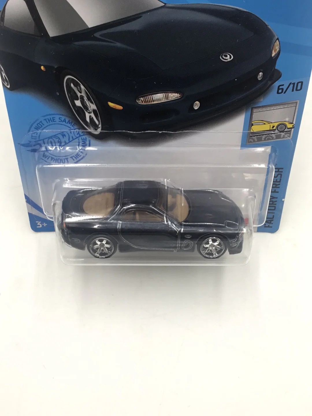 2021 hot wheels super treasure hunt 95 Mazda RX-7 W/Protector - Image 5
