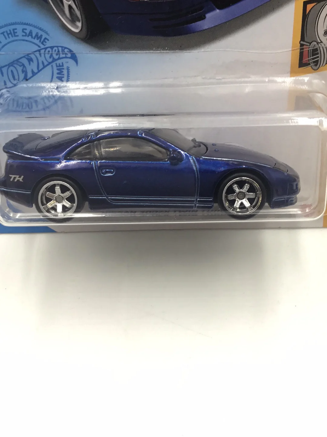 2021 hot wheels super treasure hunt Nissan 300ZX Twin Turbo W/Protector - Image 2