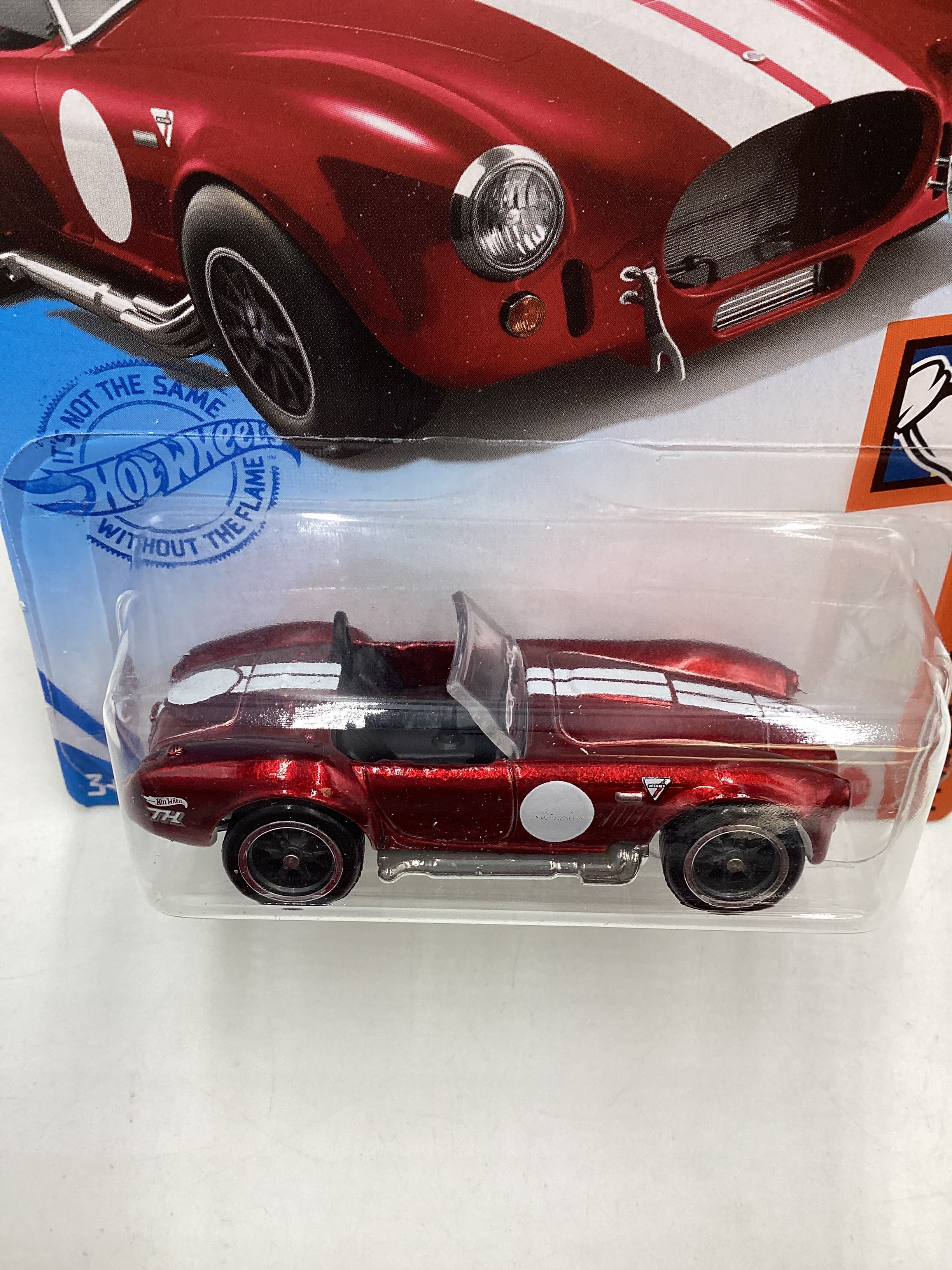 2021 Hot wheels Super treasure hunt Shelby Cobra 427 S/C Red W/Protector - Image 6