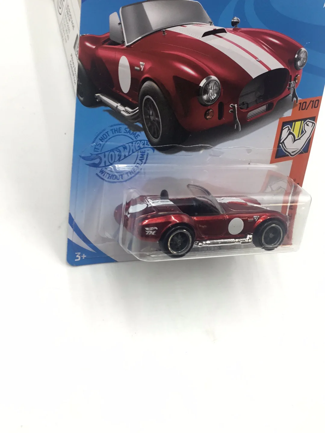 2021 hot wheels super treasure hunt Shelby Cobra 427 S/C W/Protecto - Image 3