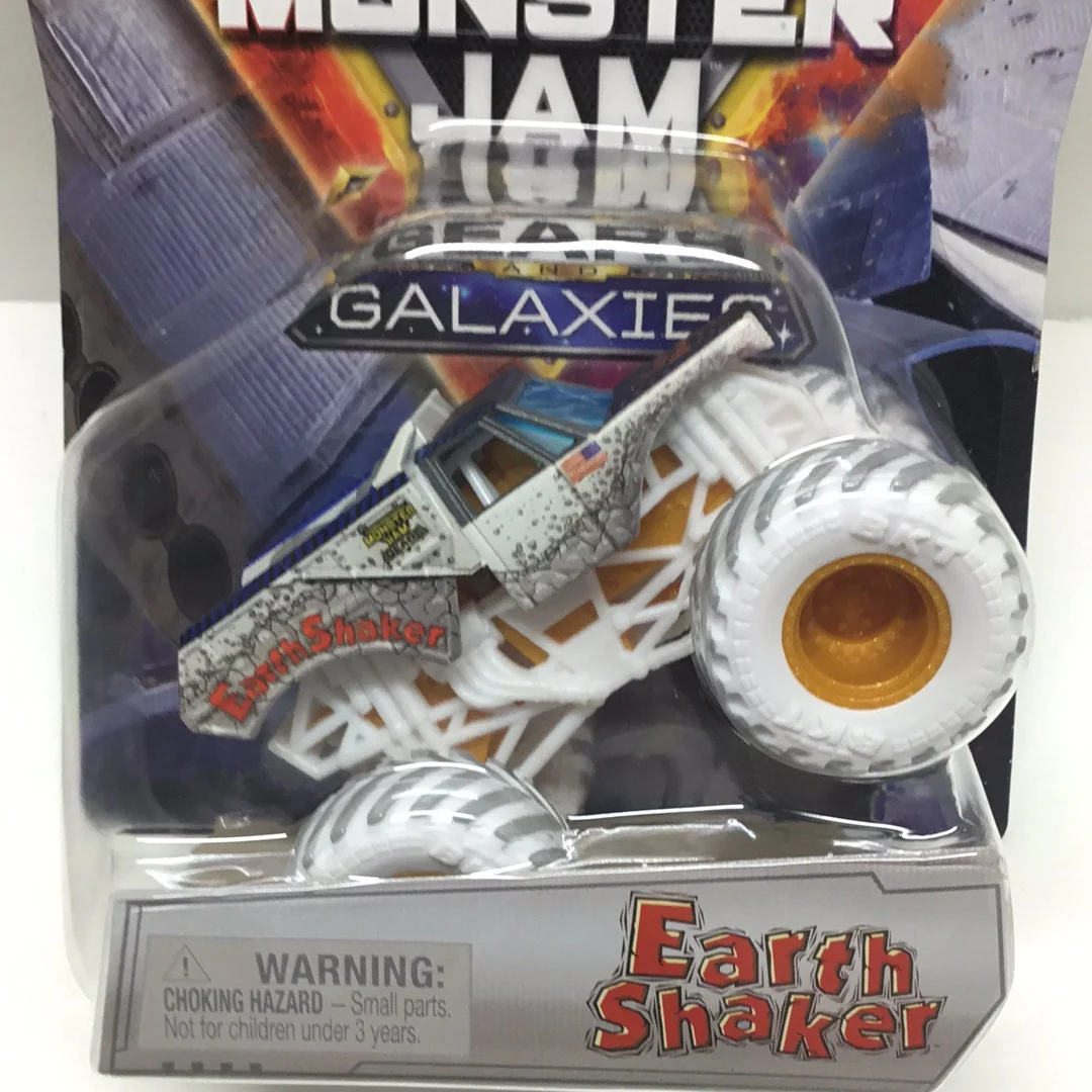 2021 monster jam Gears and Galaxies Earth Shaker Walmart exclusive 125E - Image 2