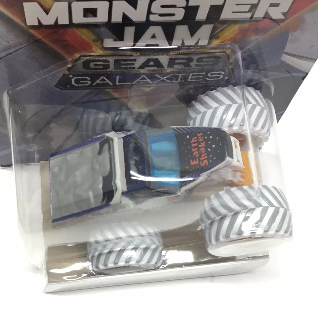 2021 monster jam Gears and Galaxies Earth Shaker Walmart exclusive 125E - Image 3