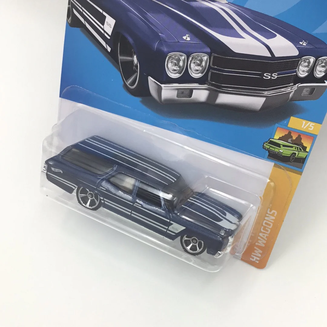 2022 hot wheels #111 70 Chevelle SS Wagon blue 12G - Image 3