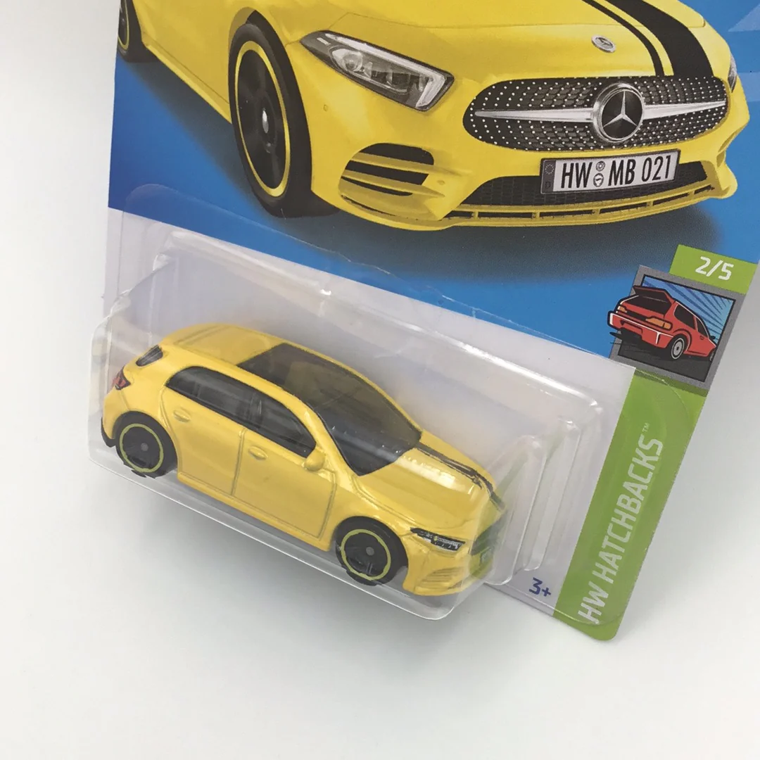 2022 hot wheels #18 19 Mercedes Benz A-Class yellow 90F - Image 3