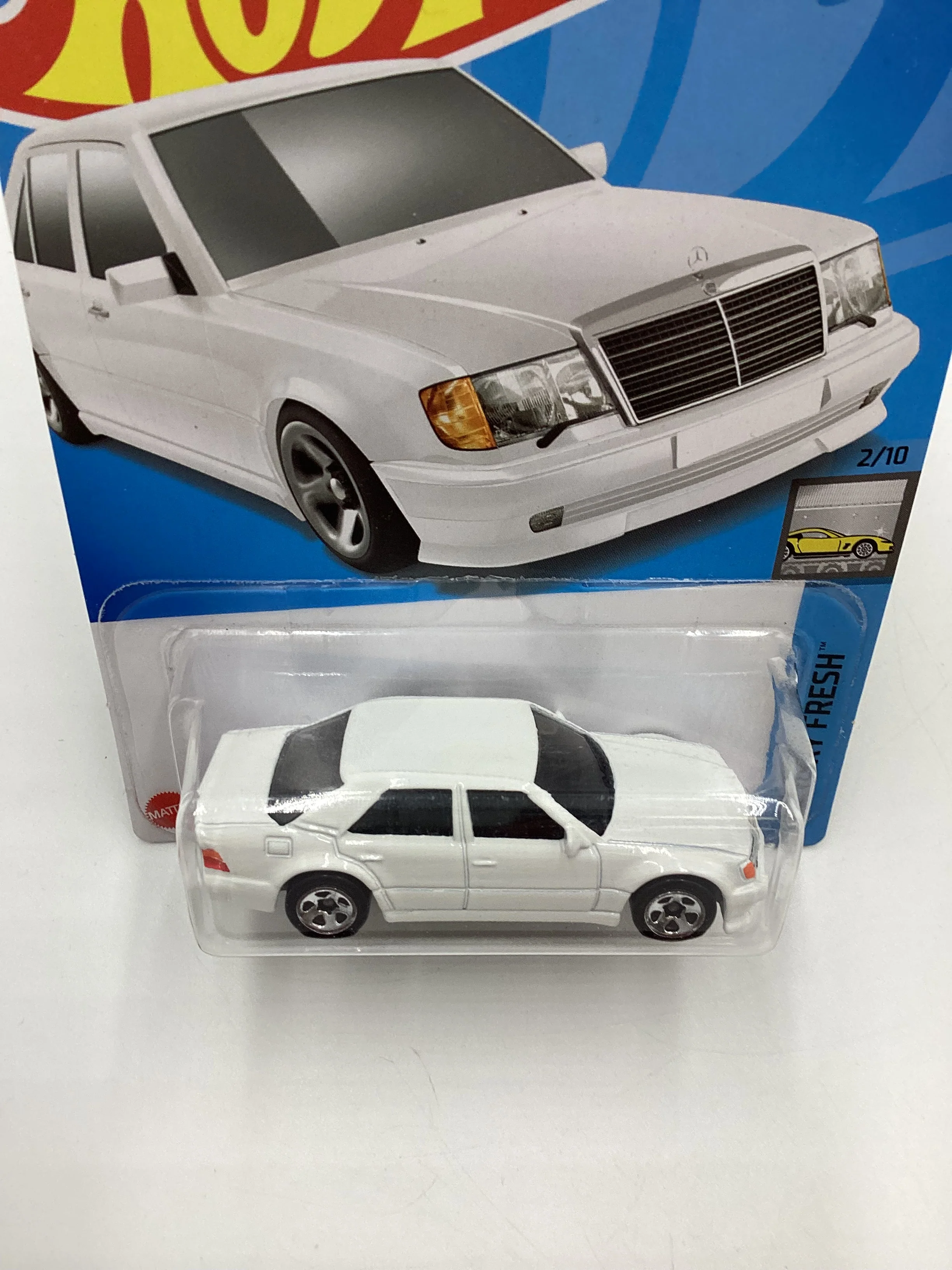 2022 Hot Wheels #86 Mercedes-Benz 500 E Dollar General Exclusive White 236F - Image 6