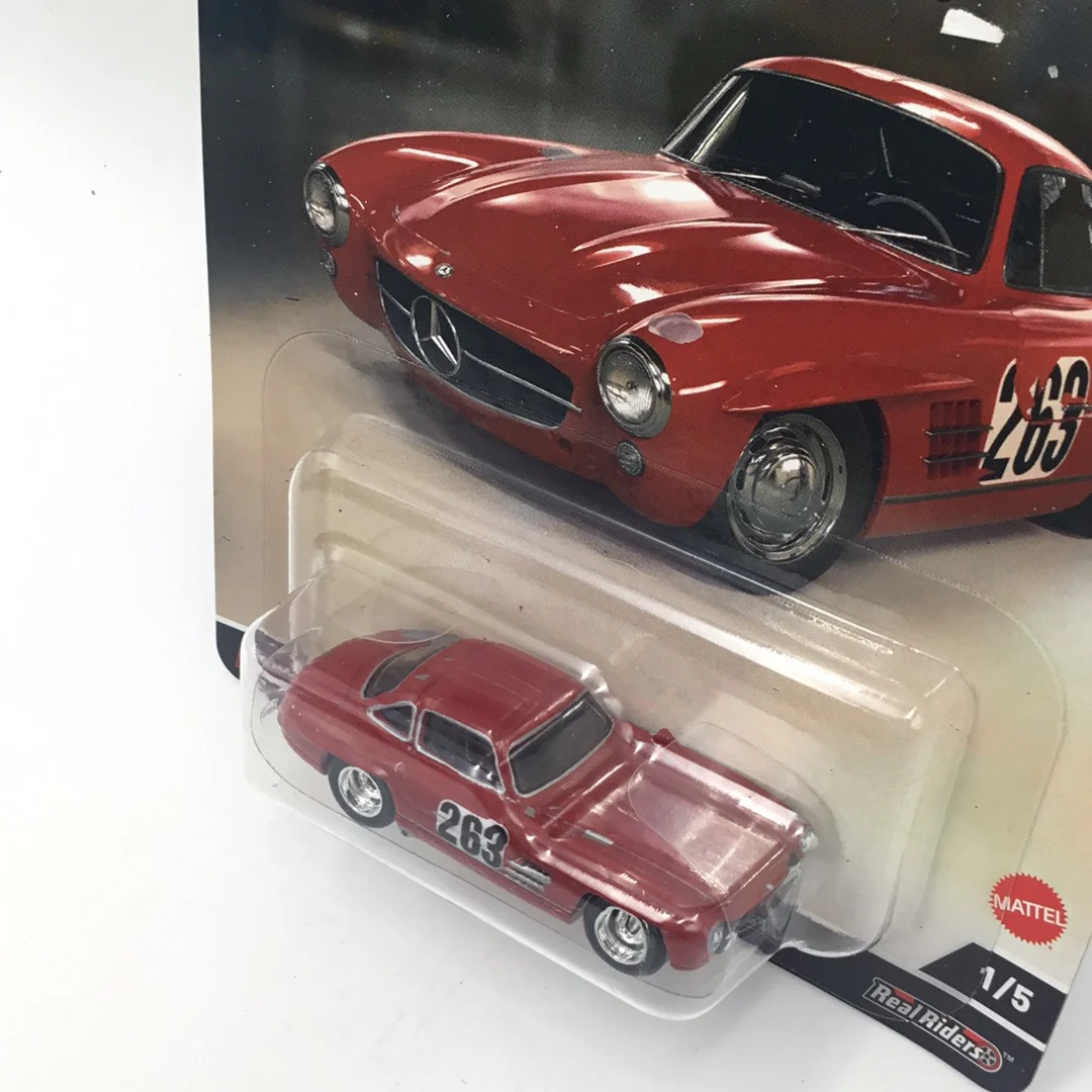 2022 Hot wheels car culture Jay Lenos Garage Mercedes-Benz 300 SL 252F - Image 3