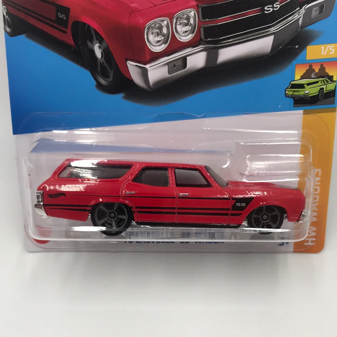2022 hot wheels L M  case #111 70 Chevelle SS Wagon 7B - Image 2