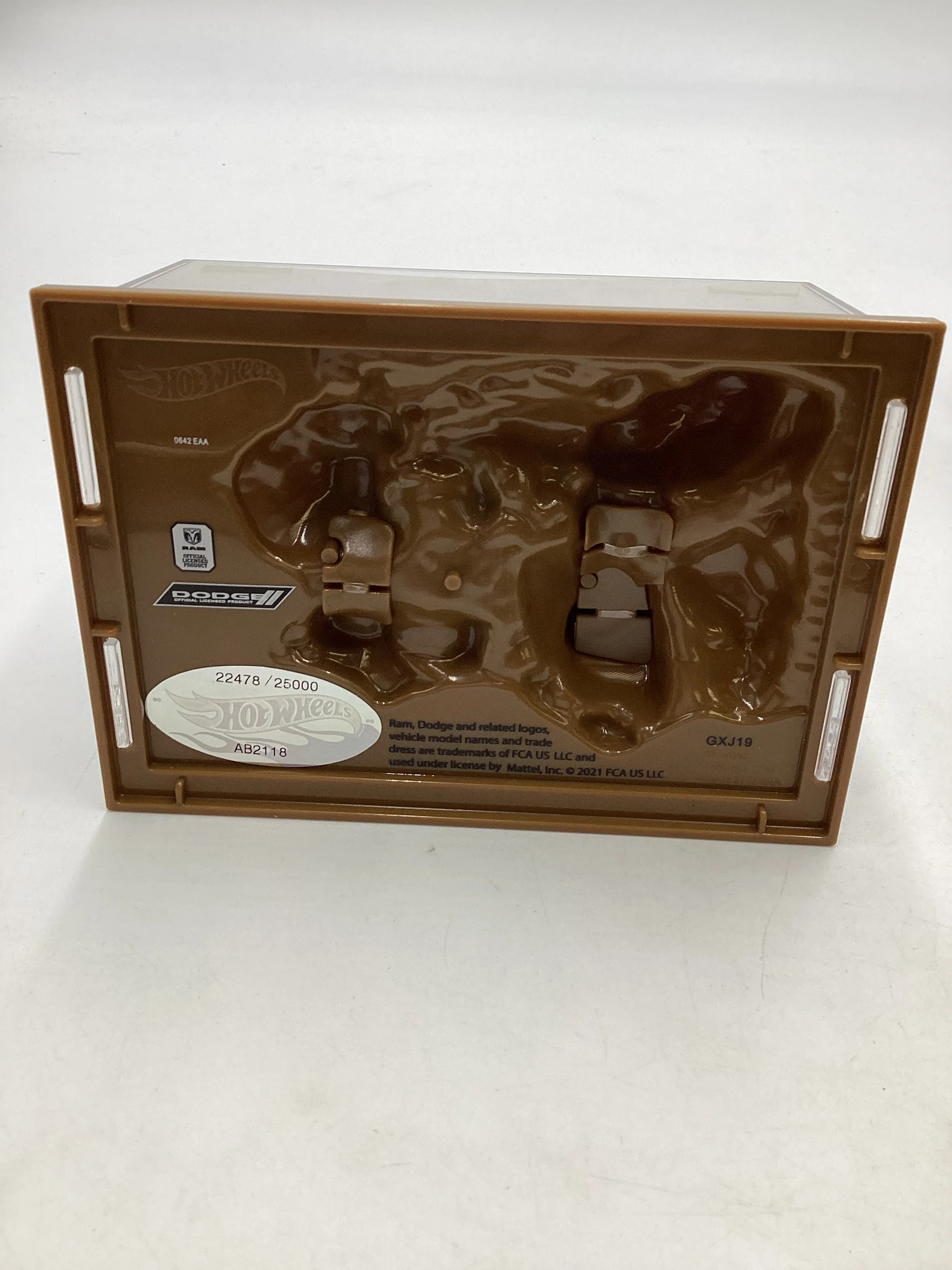 2022 Hot wheels RLC 22478/25000 Red 1952 Dodge Power Wagon - Image 7