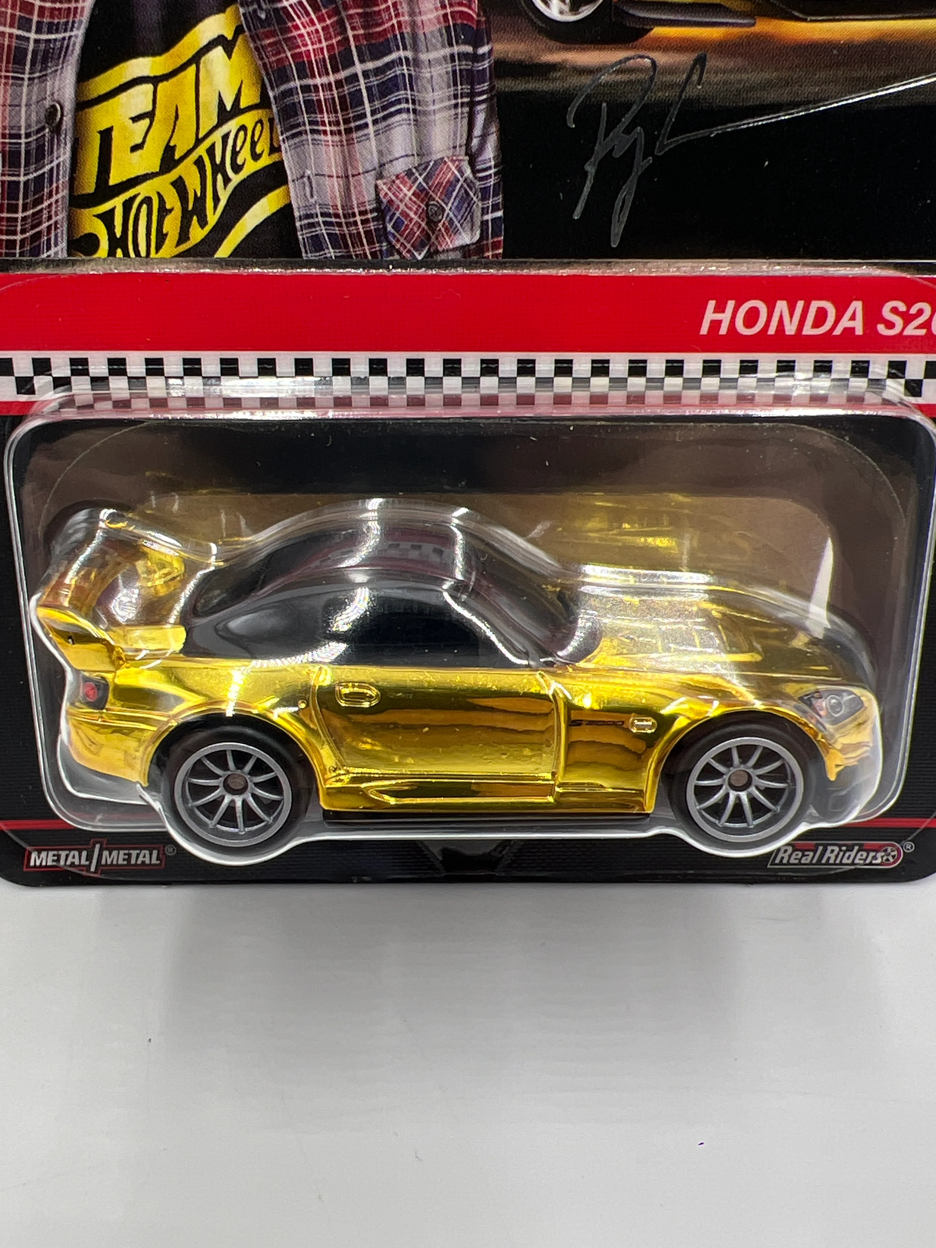 2022 Hot Wheels RLC #12635/30000 Ryu Honda S2000 Gold W/Protector - Image 2