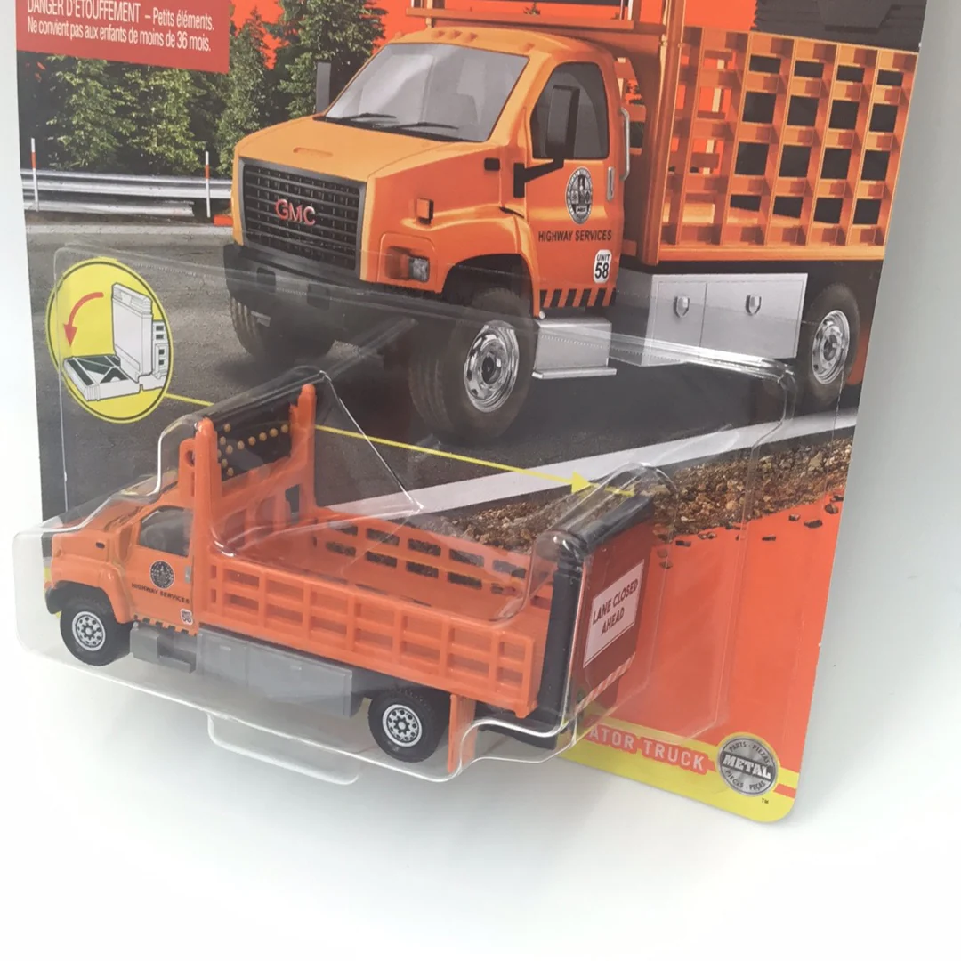 2022 Matchbox working Rigs GMC 3500 Attenuator truck NEW!!! 168T - Image 3