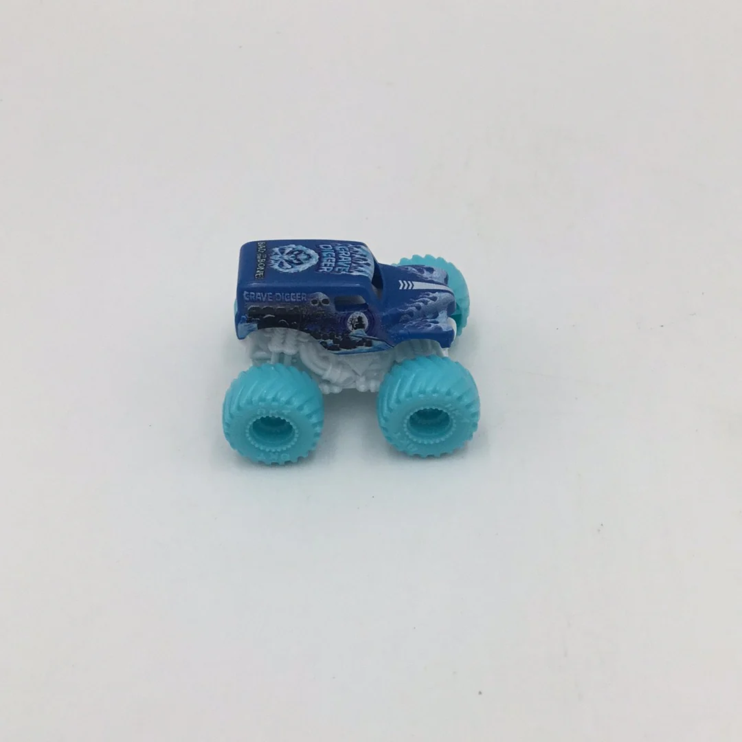 2022 Spin Master monster jam mini series 8 #632 Grave Digger Ice - Image 2