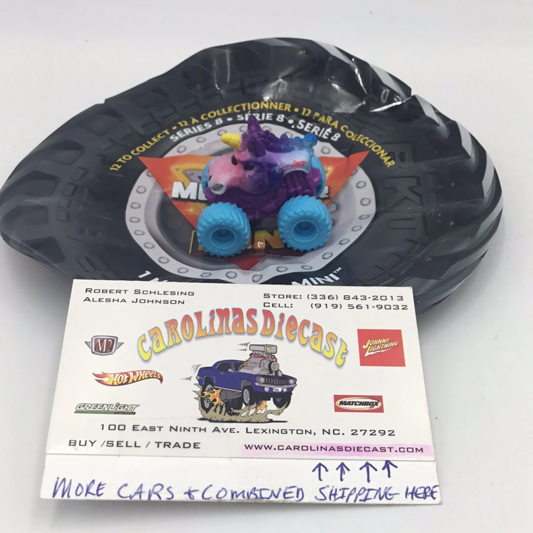 2022 Spin Master monster jam mini series 8 #635 Sparkle Smash vhtf