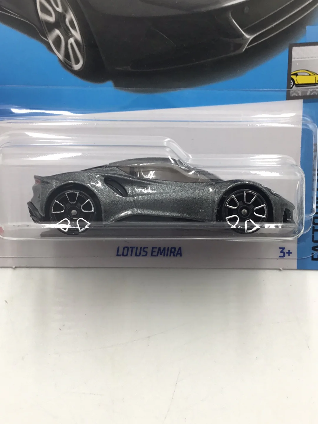2023 hot wheels #121 Lotus Emira 62F - Image 2
