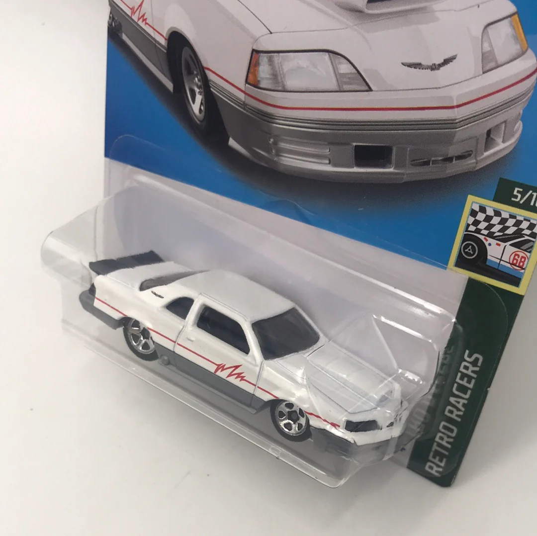 2023 hot wheels C case #56 Matt and Debbie Hays 1988 Pro Street Thunderbird white 21E - Image 5