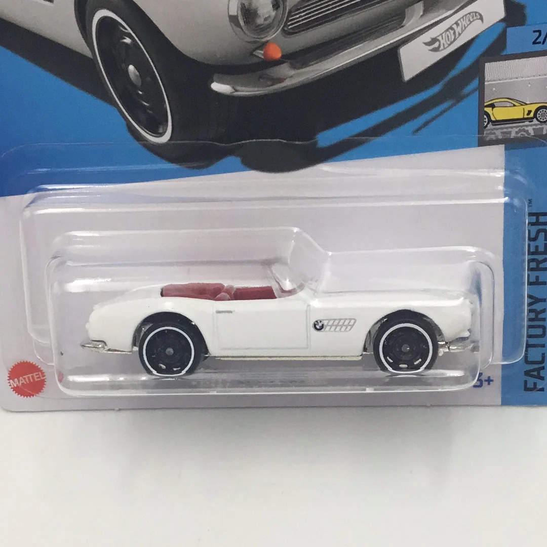 2023 hot wheels D case #120 BMW 507 white 109C - Image 2