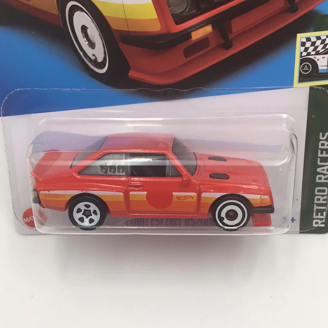 2023 hot wheels F case #4 Ford Escort RS2000 red 22G - Image 2