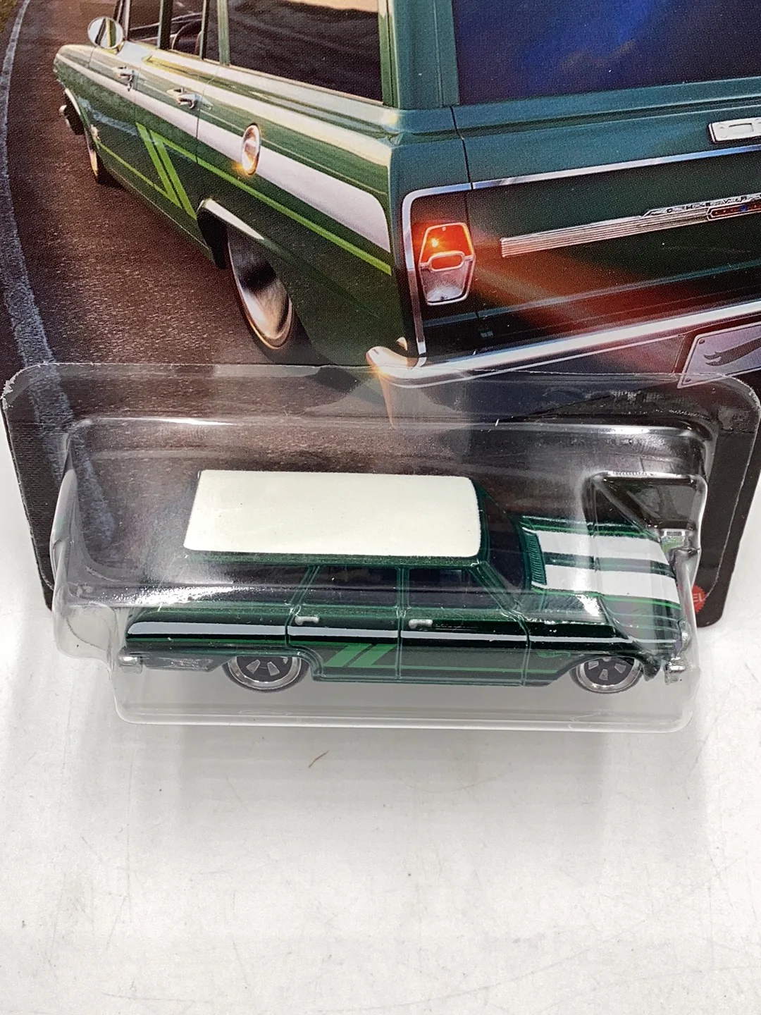 2023 hot wheels Hot Wagons 64 Chevy Nova Wagon 1/5 160D - Image 5
