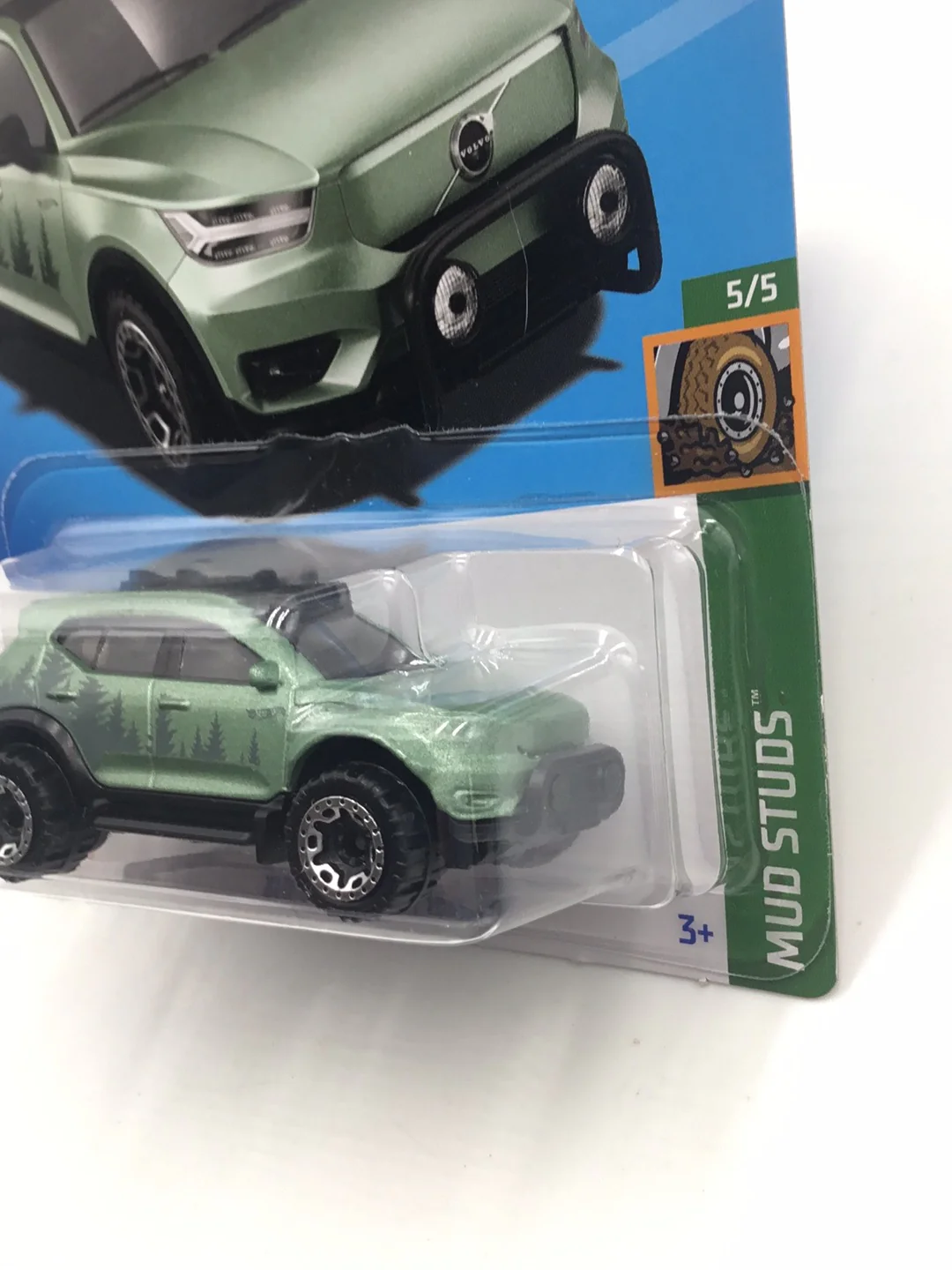 2023 hot wheels M case #201 Volvo XC40 Recharge 93G - Image 4