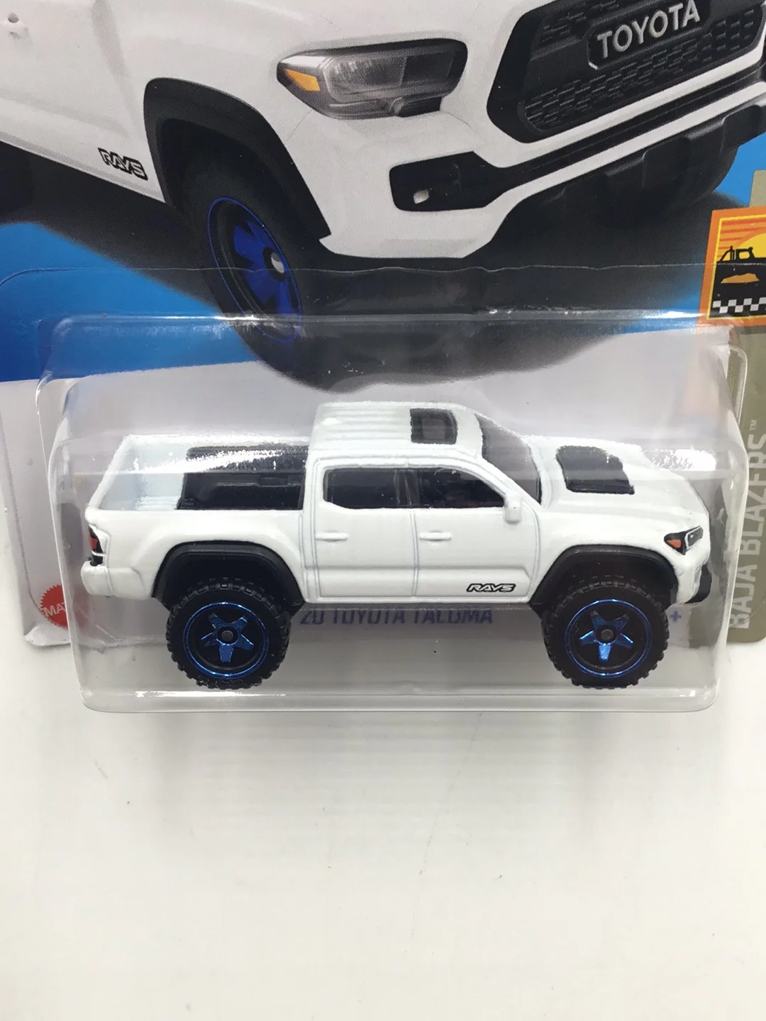 2023 hot wheels M case #207 20 Toyota Tacoma 95F - Image 5