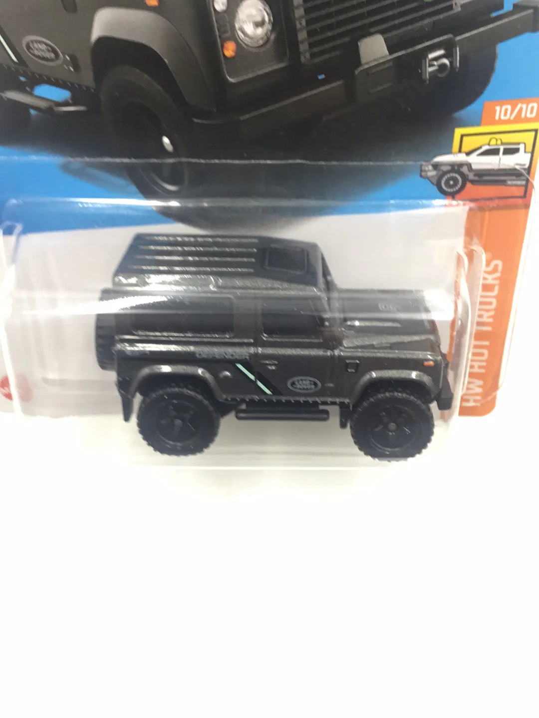 2023 hot wheels P case #227 Land Rover Defender 90 54B - Image 5