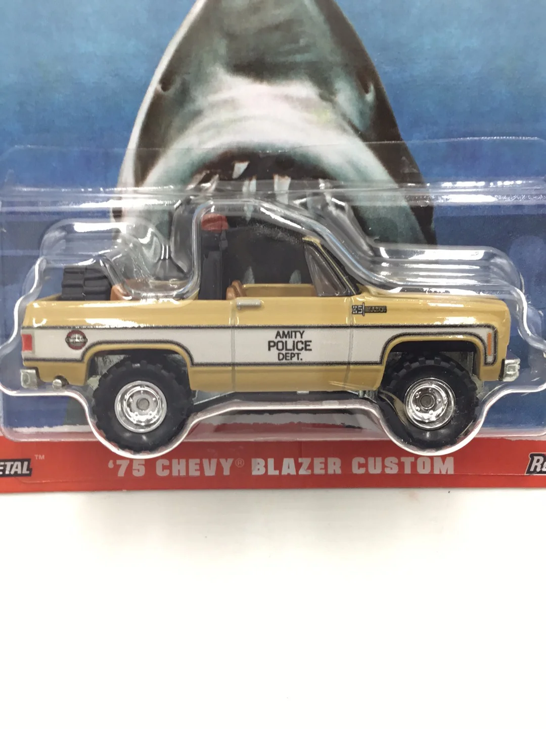 2023 Hot wheels Retro Jaws 1975 Chevy Blazer Custom - Image 2