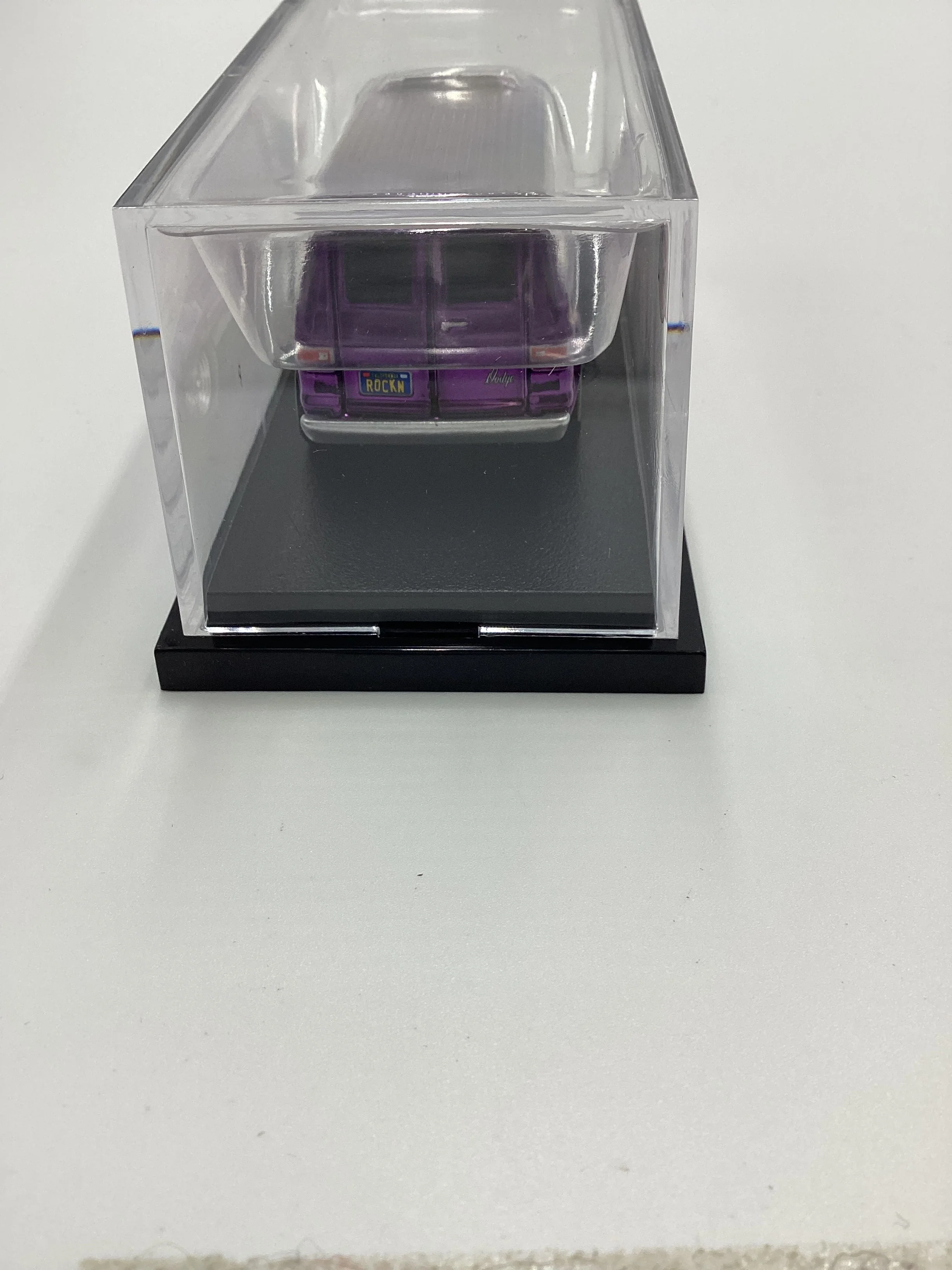 2023 Hot Wheels RLC #04453/30000 Purple Dodge Tradesman Van Purple - Image 6