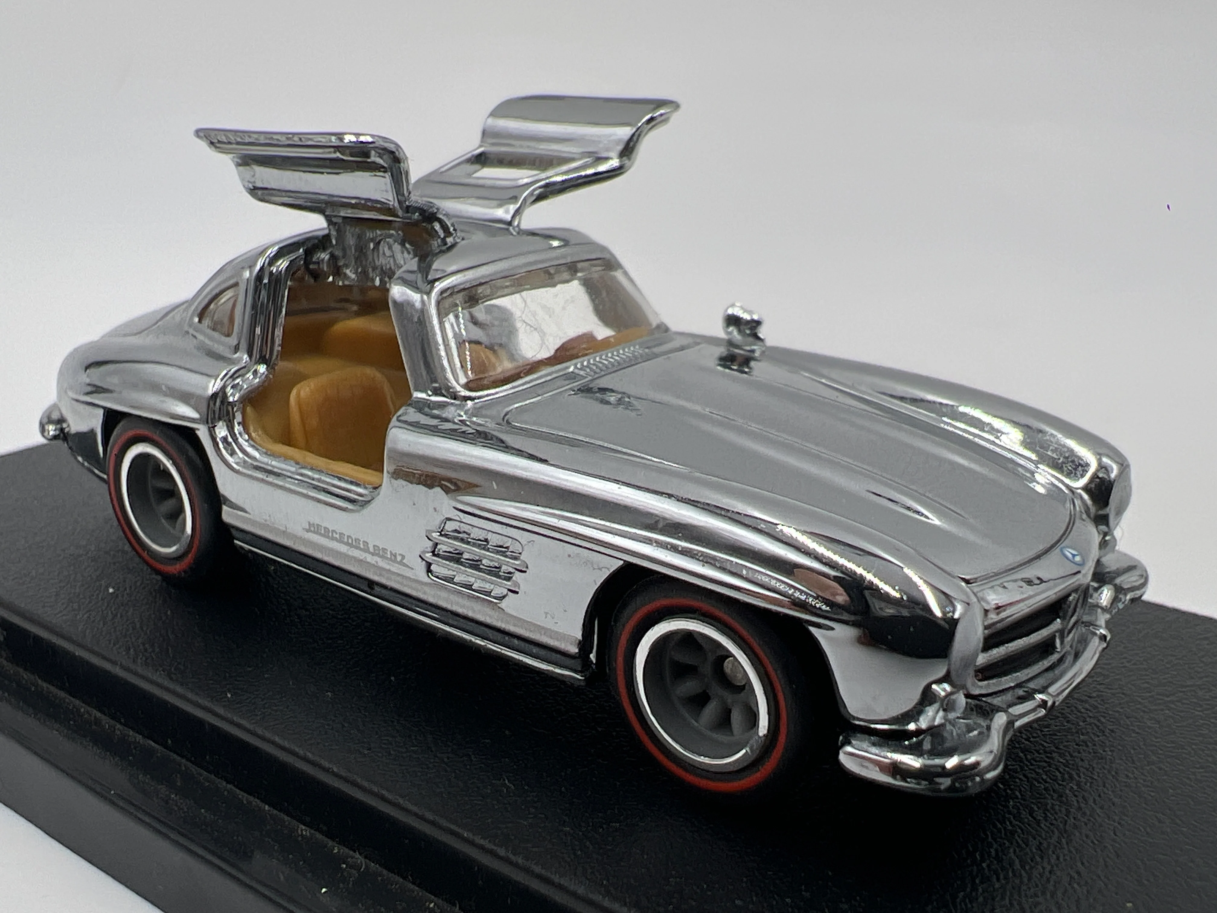 Hot Wheels RLC #8490/20000 55 Mercedes-Benz 300 SL Chrome No White Box - Image 2