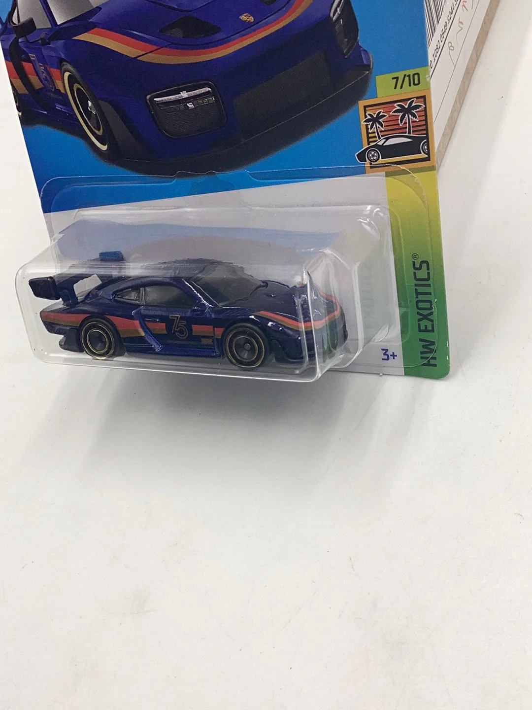 2023 hot wheels super treasure hunt Porsche 935 W/ Protector - Image 4