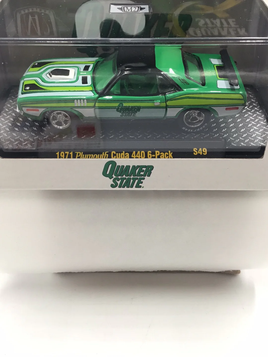 2023 M2 MACHINES 1971 Plumouth Cuda 440 6-Pack Quaker State S49 - Image 2