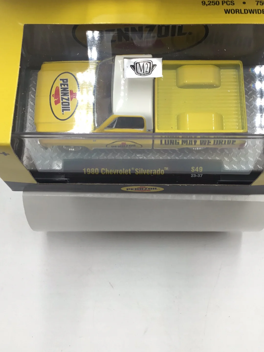 2023 M2 MACHINES 1980 Chevrolet Silverado Pennzoil S49 - Image 3