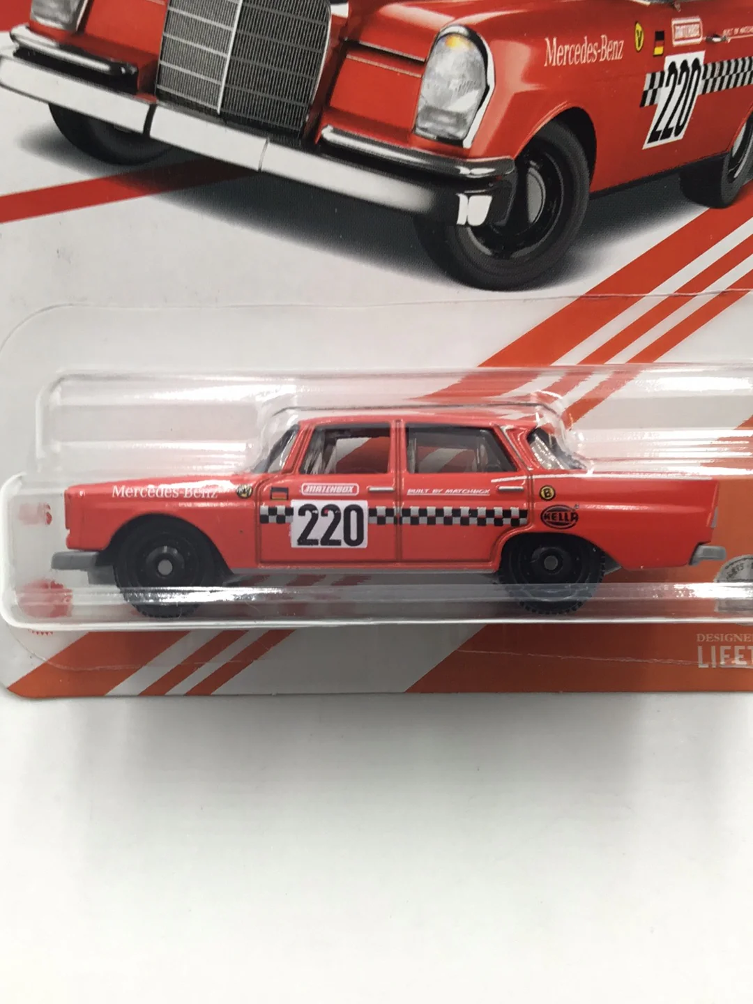 2023 matchbox 70 years Target Red Edition 4/6 1962 Mercedes Benz 220 SE Sedan 161R - Image 2