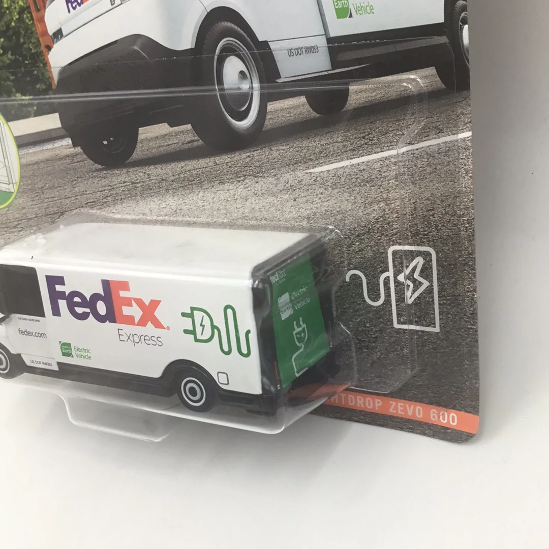 2023  Matchbox working Rigs 5/16 MBX GM Brightdrop Zevo 600 fedex NEW!!! - Image 4