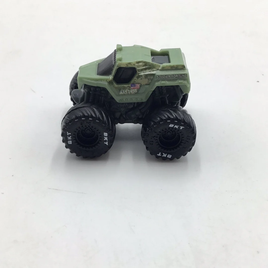 2023 Spin Master monster jam mini series 10 #468 Soldier Fortune Chase - Image 3