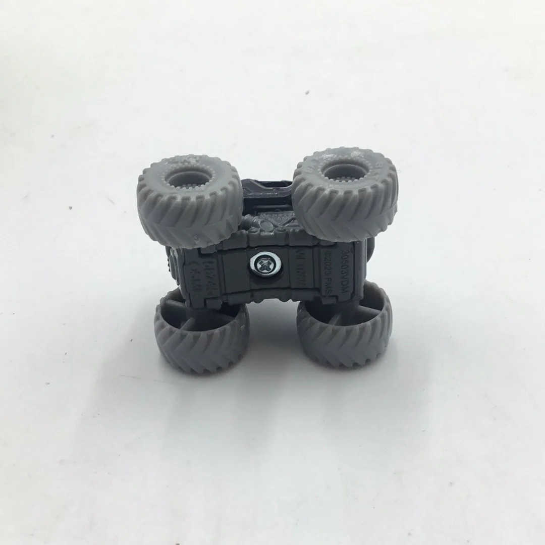 2023 Spin Master monster jam mini series 11 #788 Black Ops - Image 6