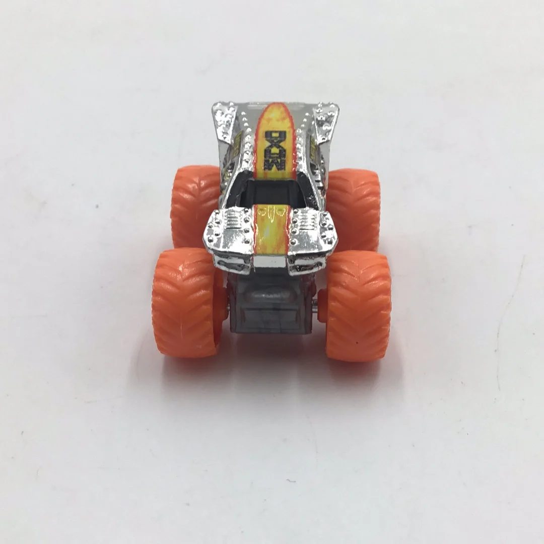 2023 Spin Master monster jam mini series 11 #790 Chase Chrome Max D - Image 5