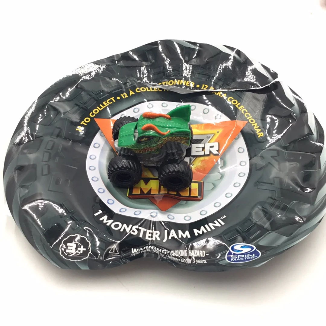 2023 Spin Master monster jam mini series 12 #64 Dragon - Image 6