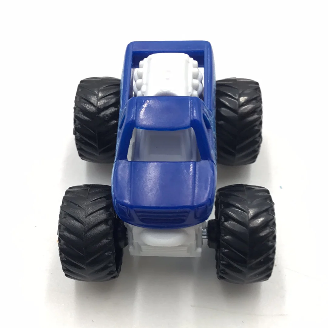 2023 Spin Master monster jam mini series 12 #66 Blue Thunder - Image 3