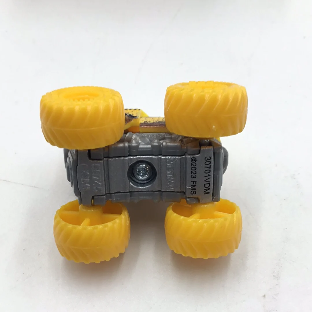 2023 Spin Master monster jam mini series 12 #795 Earthshaker - Image 5