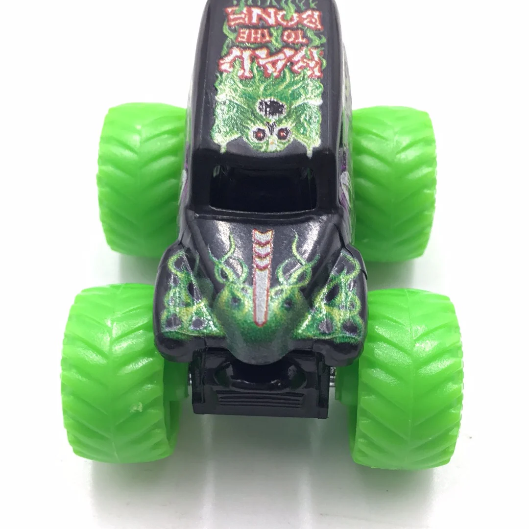2023 Spin Master monster jam mini series 12 #796 Gravedigger - Image 3