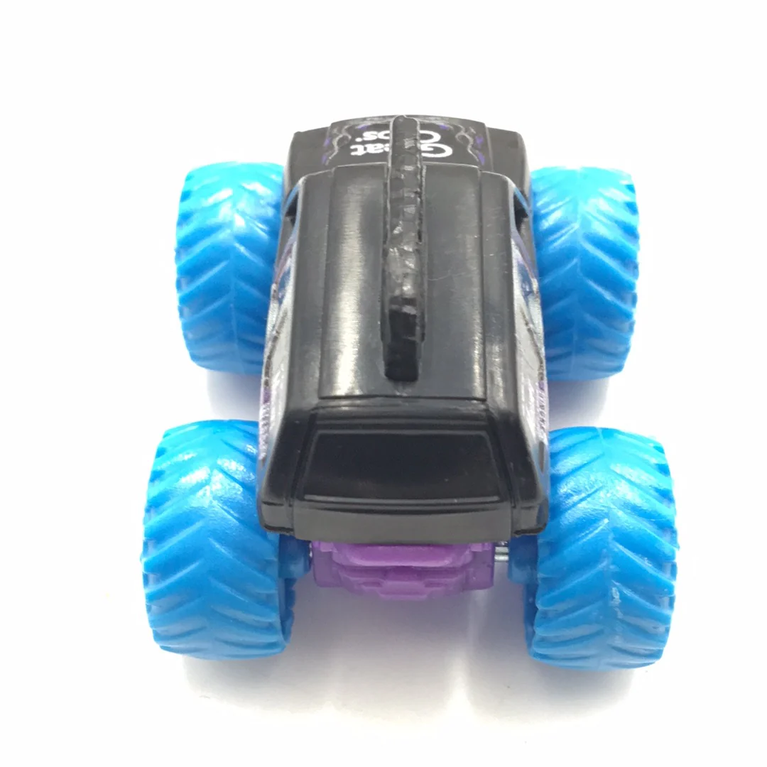 2023 Spin Master monster jam mini series 12 #800 Mohawk Warrior - Image 4
