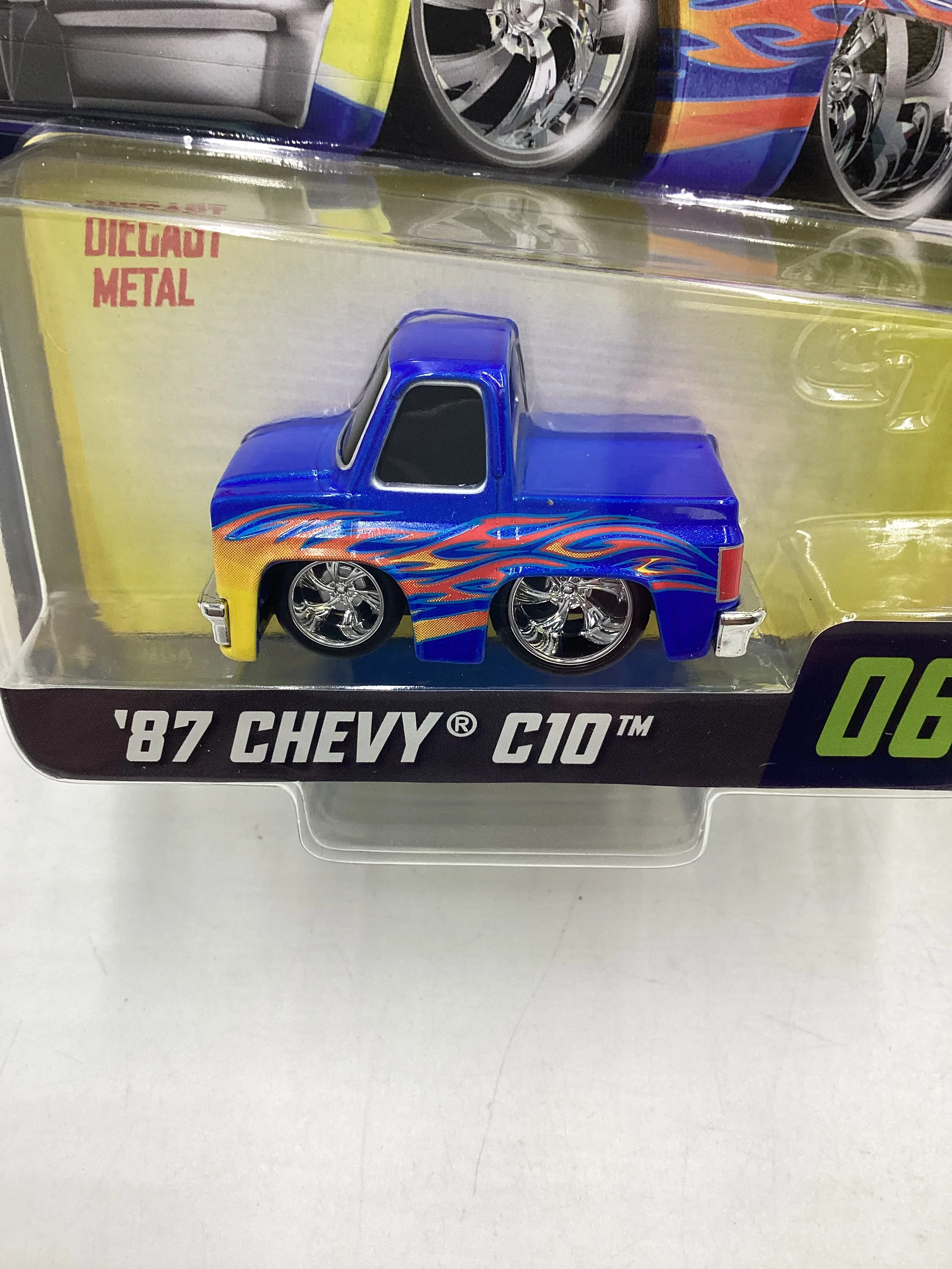 2024 Car Tuned Series 1 #6 87 Chevy C10 185A - Image 3