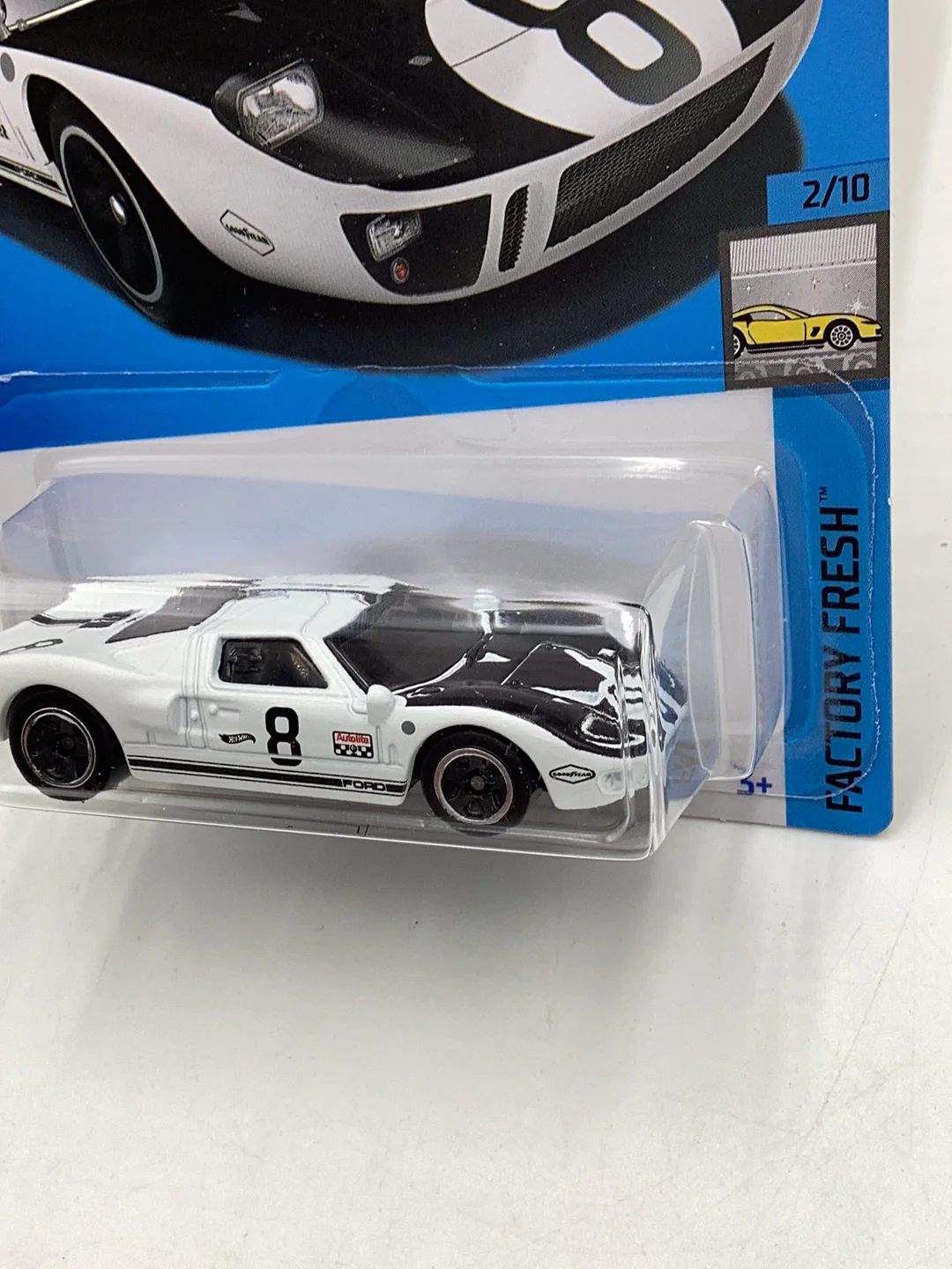 2024 Hot Wheels #12 Ford GT40 8 ball 26C - Image 4