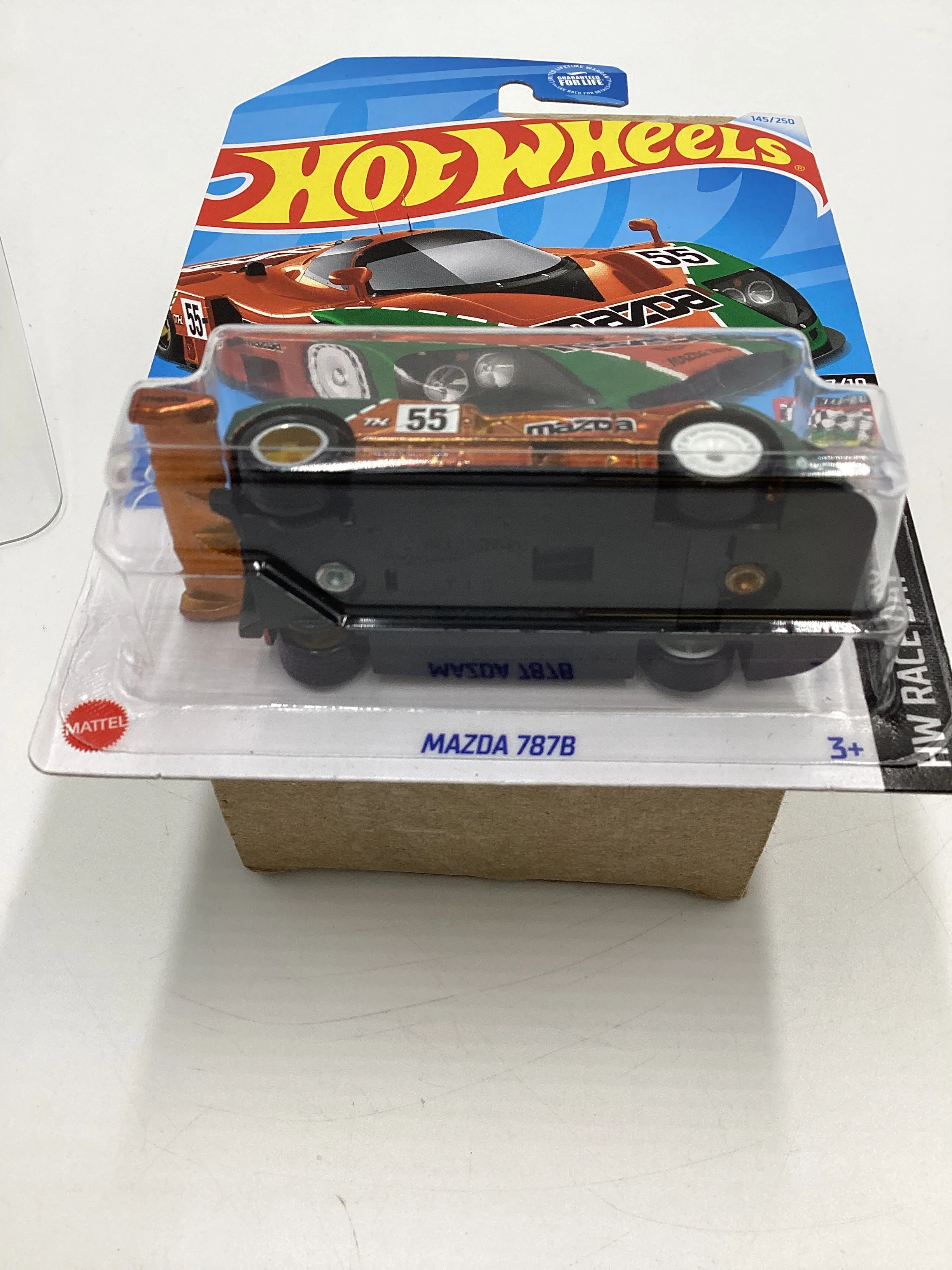 2024 Hot Wheels #144 Super Treasure Hunt Mazda 787B W/Protector - Image 8