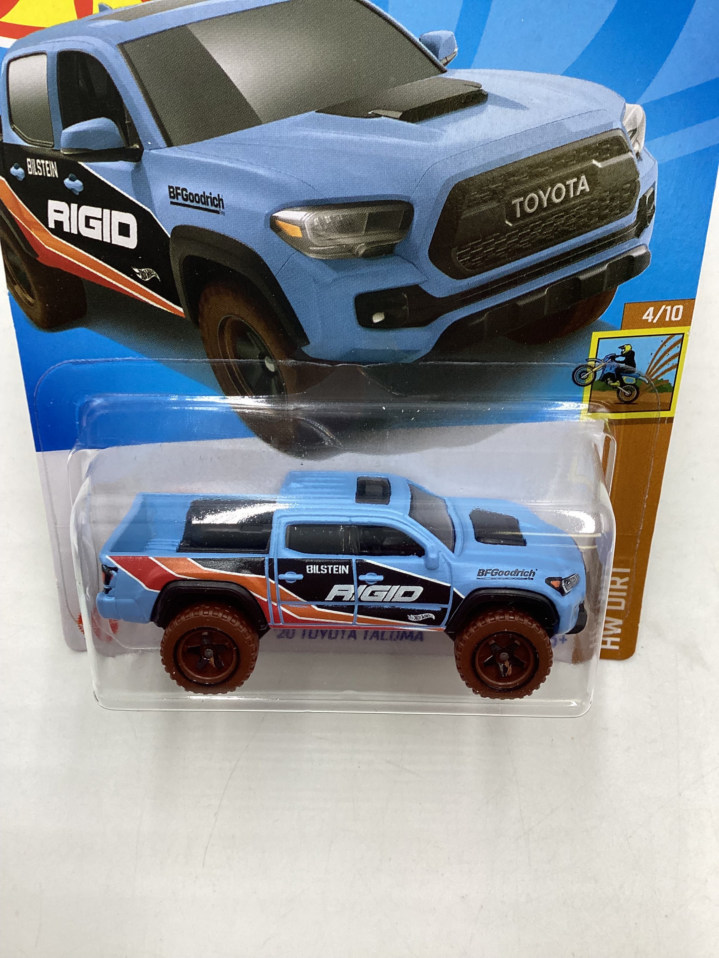2024 Hot Wheels #198 20 Toyota Tacoma Blue 94F - Image 5