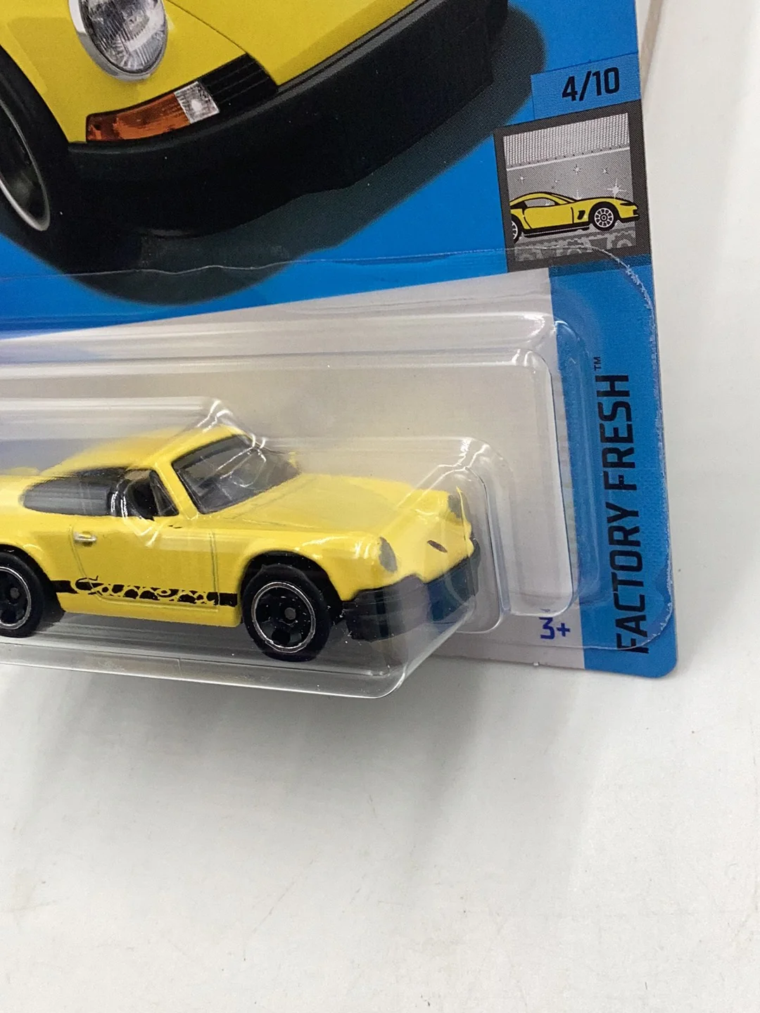 2024 Hot Wheels B case #46 Porsche 911 Carrera RS 2.7 101F - Image 4