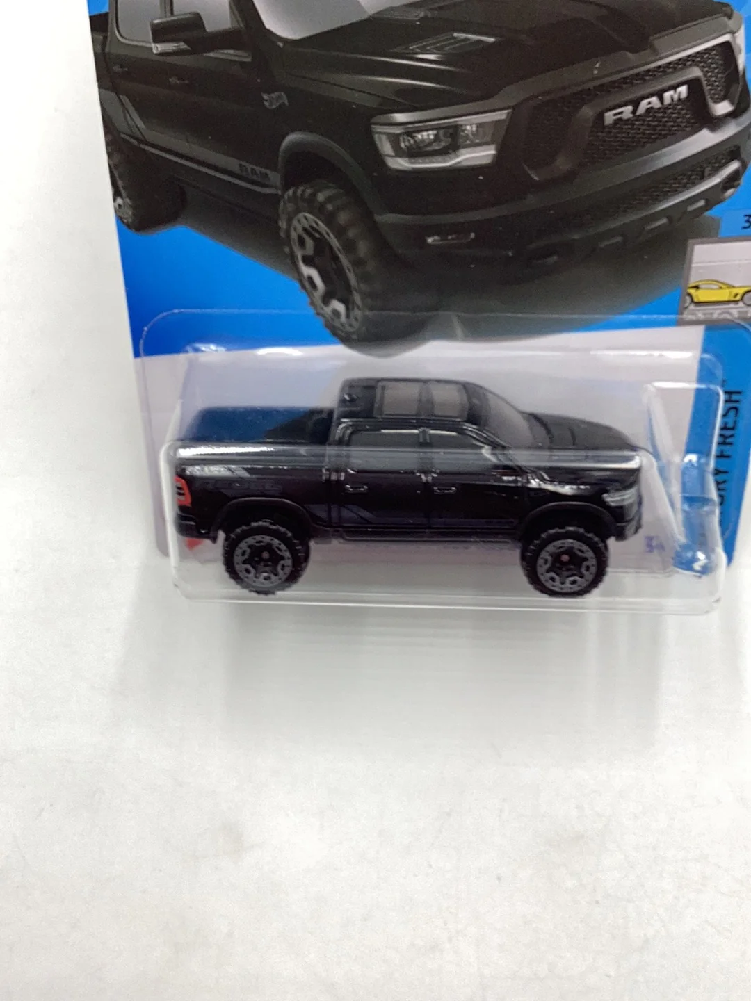 2024 Hot Wheels E Case #24 2020 Ram 1500 Rebel 41B - Image 6