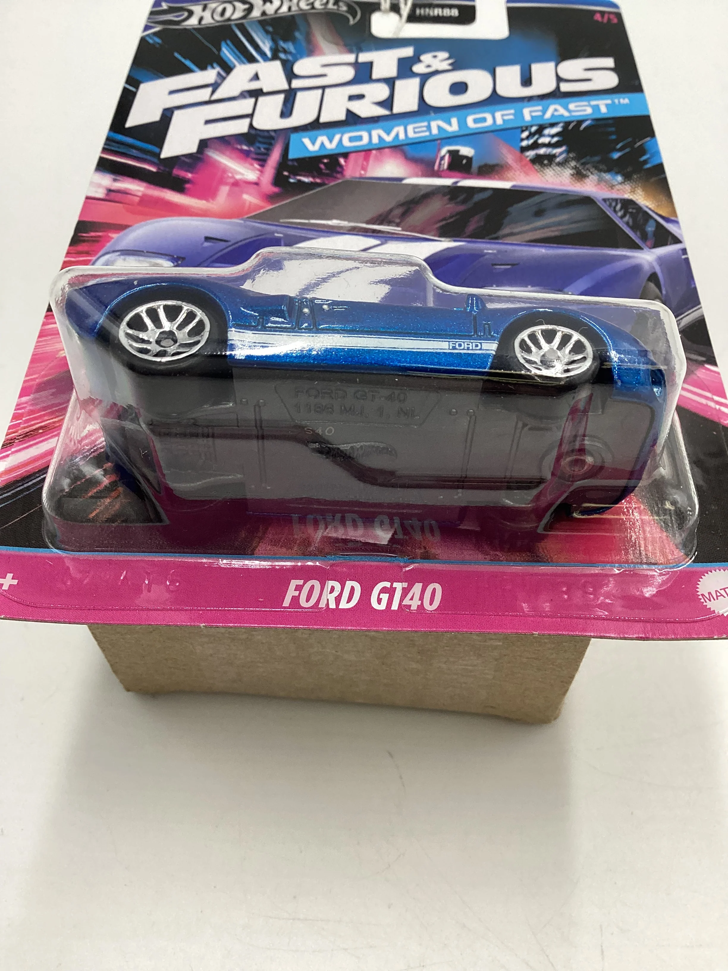 2024 Hot Wheels Fast and Furious Women of Fast #4 Ford GT40 Blue 71B - Image 7