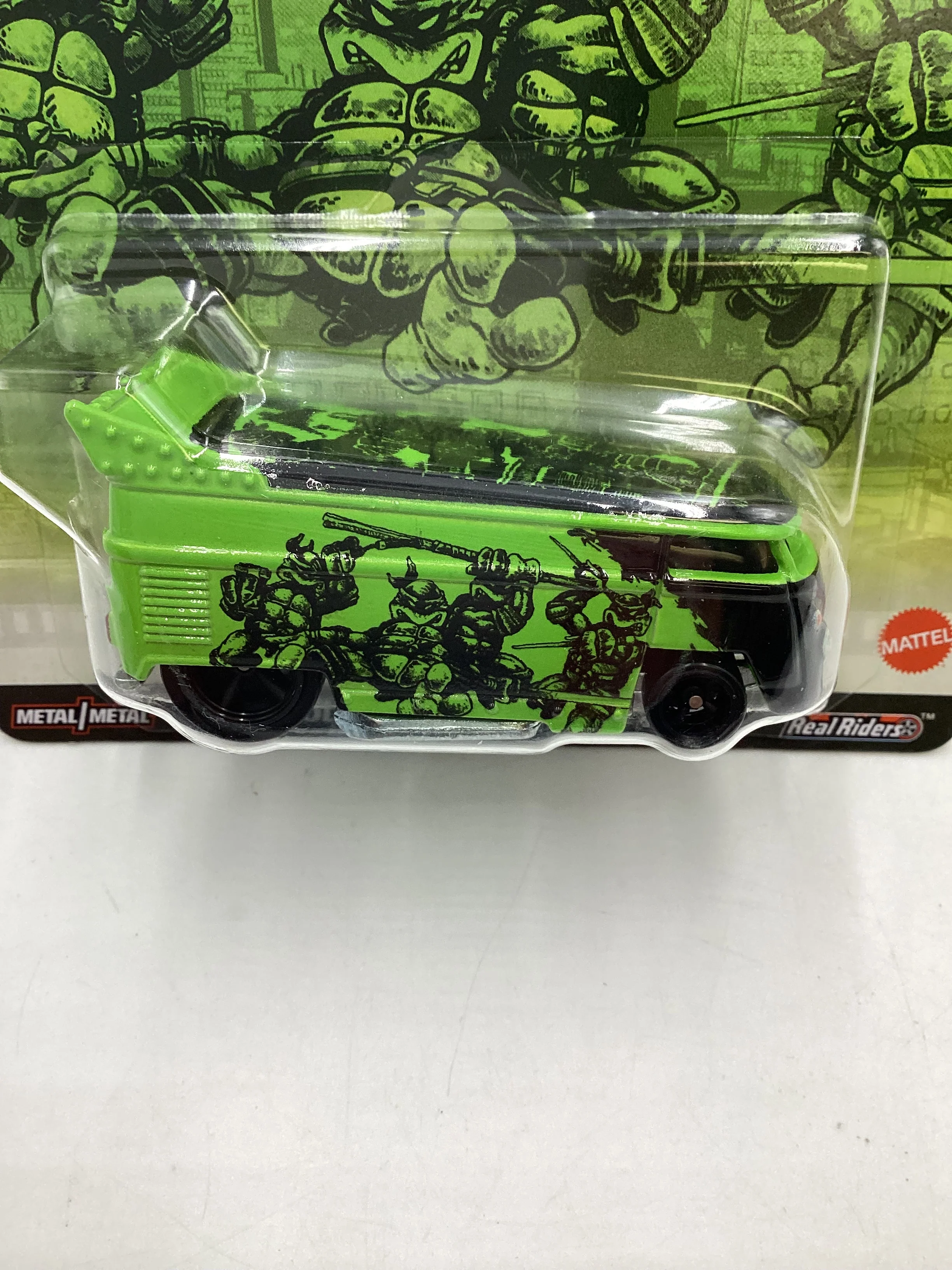 2024 Hot wheels Pop Culture TMNT Volkswagen Drag Bus 241D - Image 3
